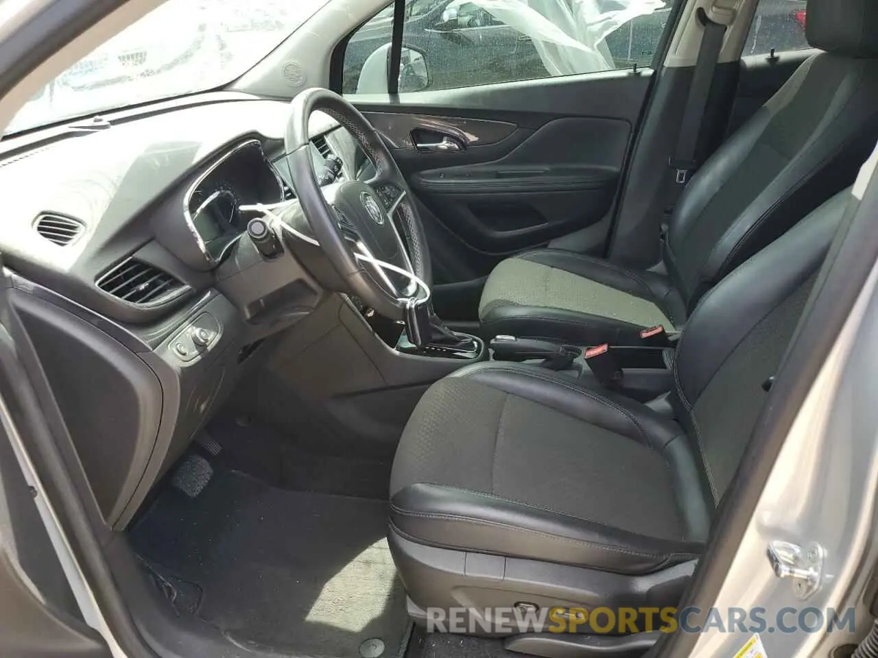 7 fotografías del automóvil dañado KL4CJASBXLB013890 BUICK ENCORE 2020