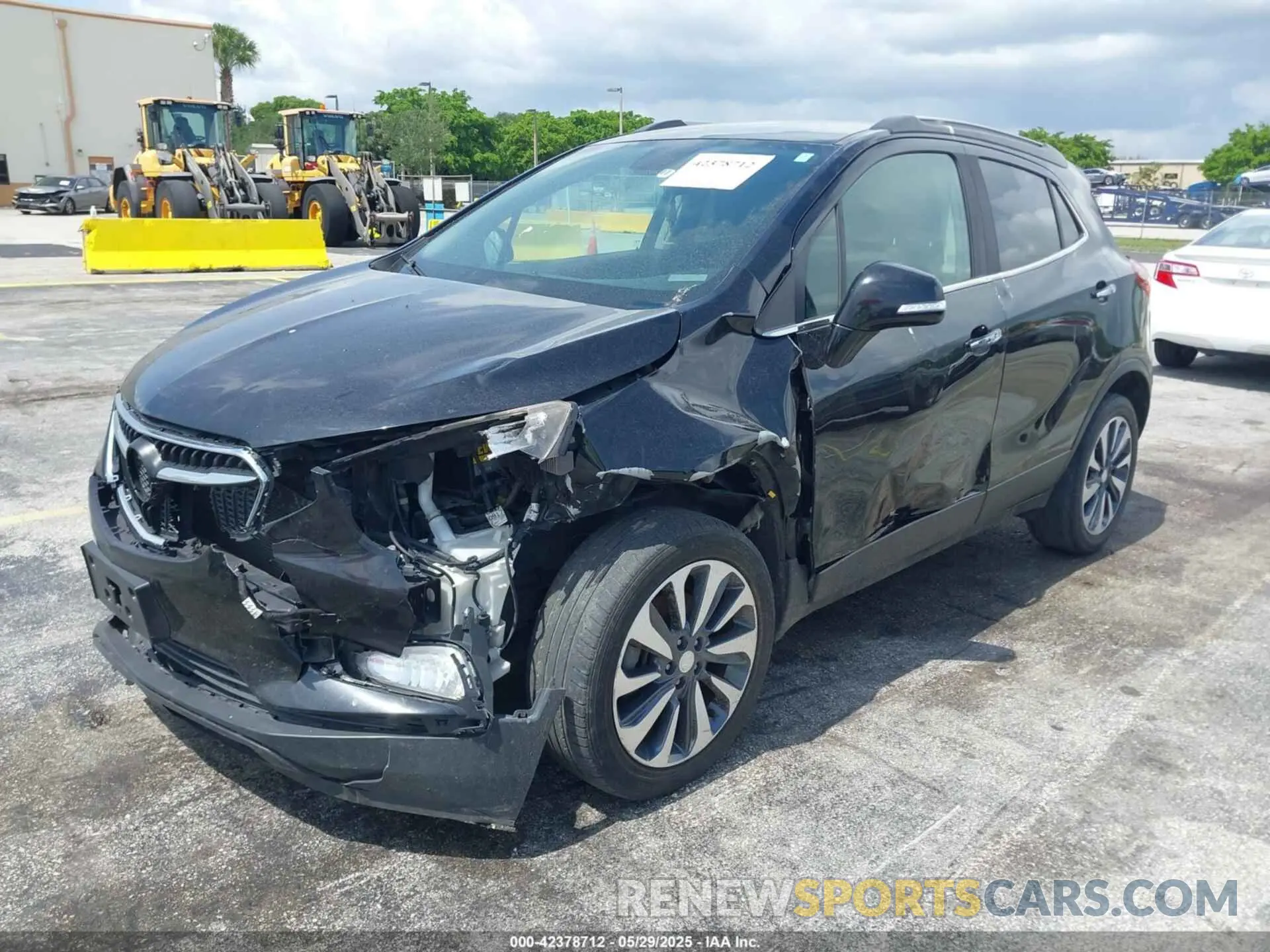 2 fotografías del automóvil dañado KL4CJCSB5LB042354 BUICK ENCORE 2020