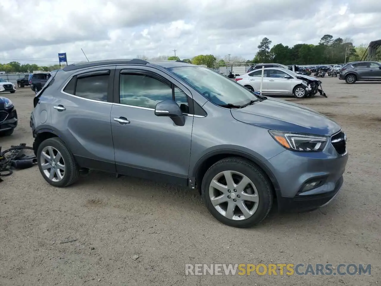 4 fotografías del automóvil dañado KL4CJCSB8LB047239 BUICK ENCORE 2020