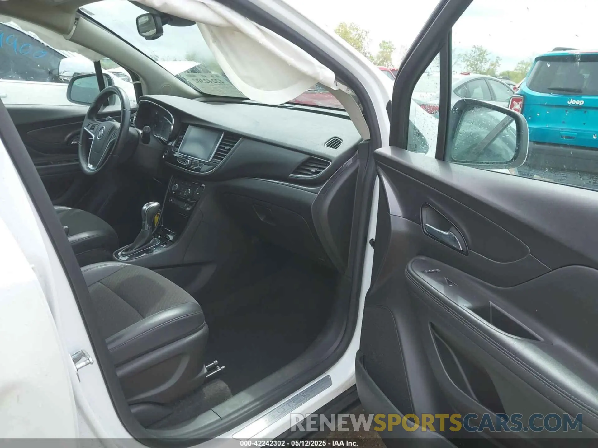 5 fotografías del automóvil dañado KL4CJESB4LB061053 BUICK ENCORE 2020