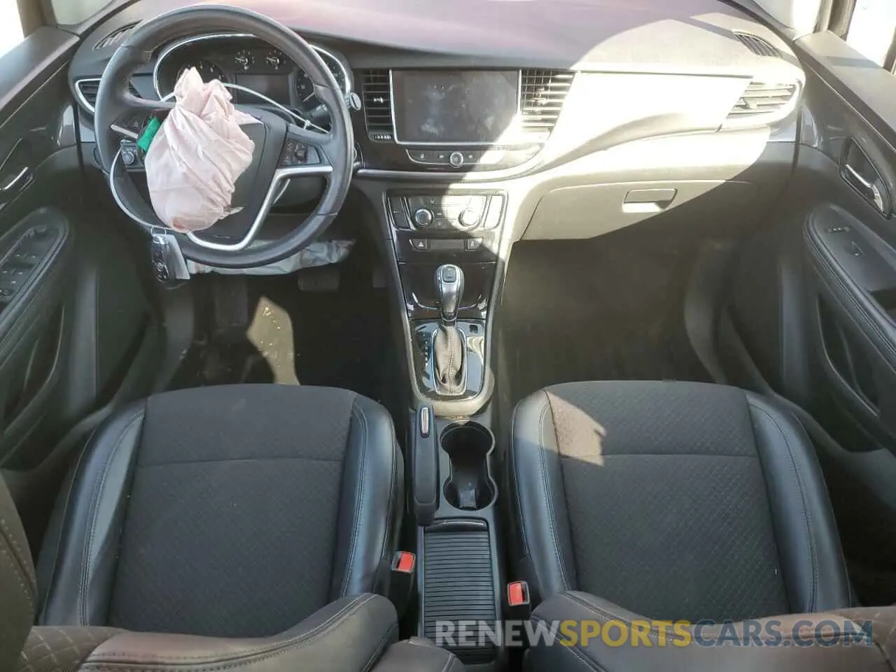 8 fotografías del automóvil dañado KL4CJESB5LB023315 BUICK ENCORE 2020