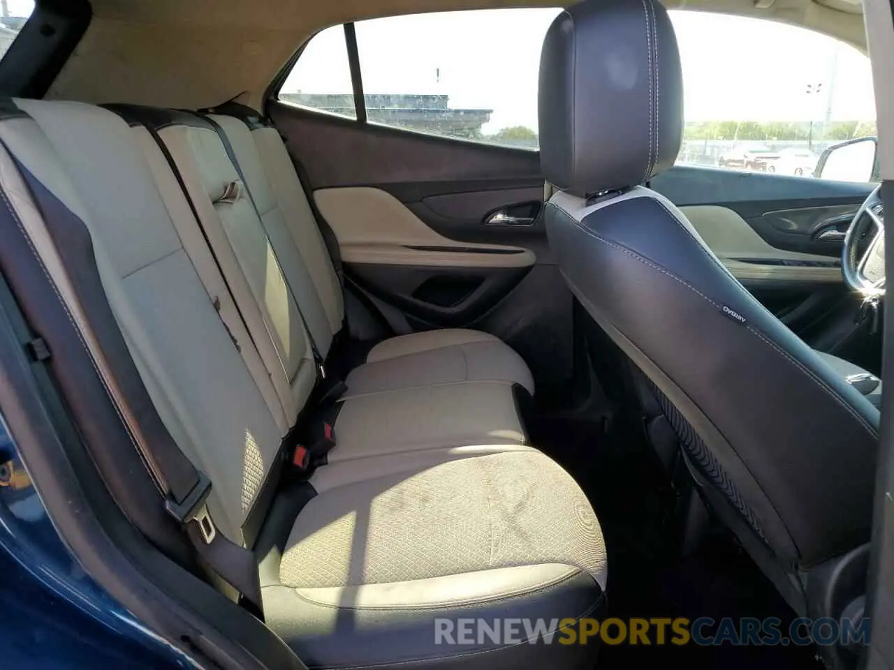 10 fotografías del automóvil dañado KL4CJESBXLB032673 BUICK ENCORE 2020