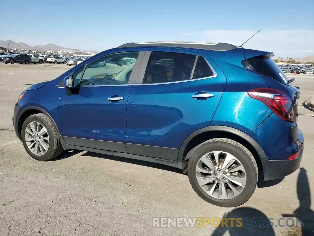 2 fotografías del automóvil dañado KL4CJESBXLB032673 BUICK ENCORE 2020