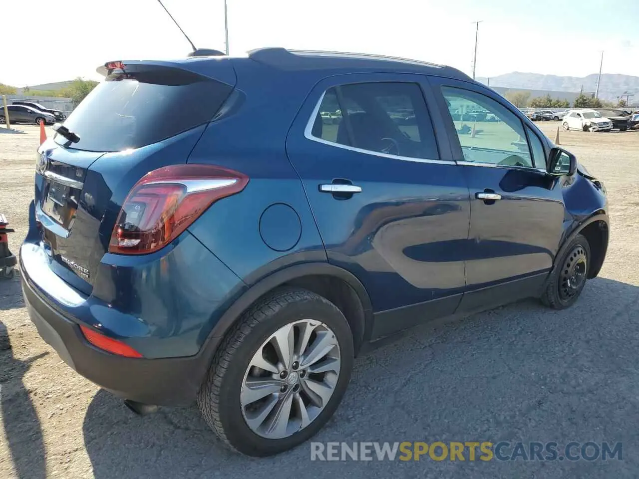 3 fotografías del automóvil dañado KL4CJESBXLB032673 BUICK ENCORE 2020