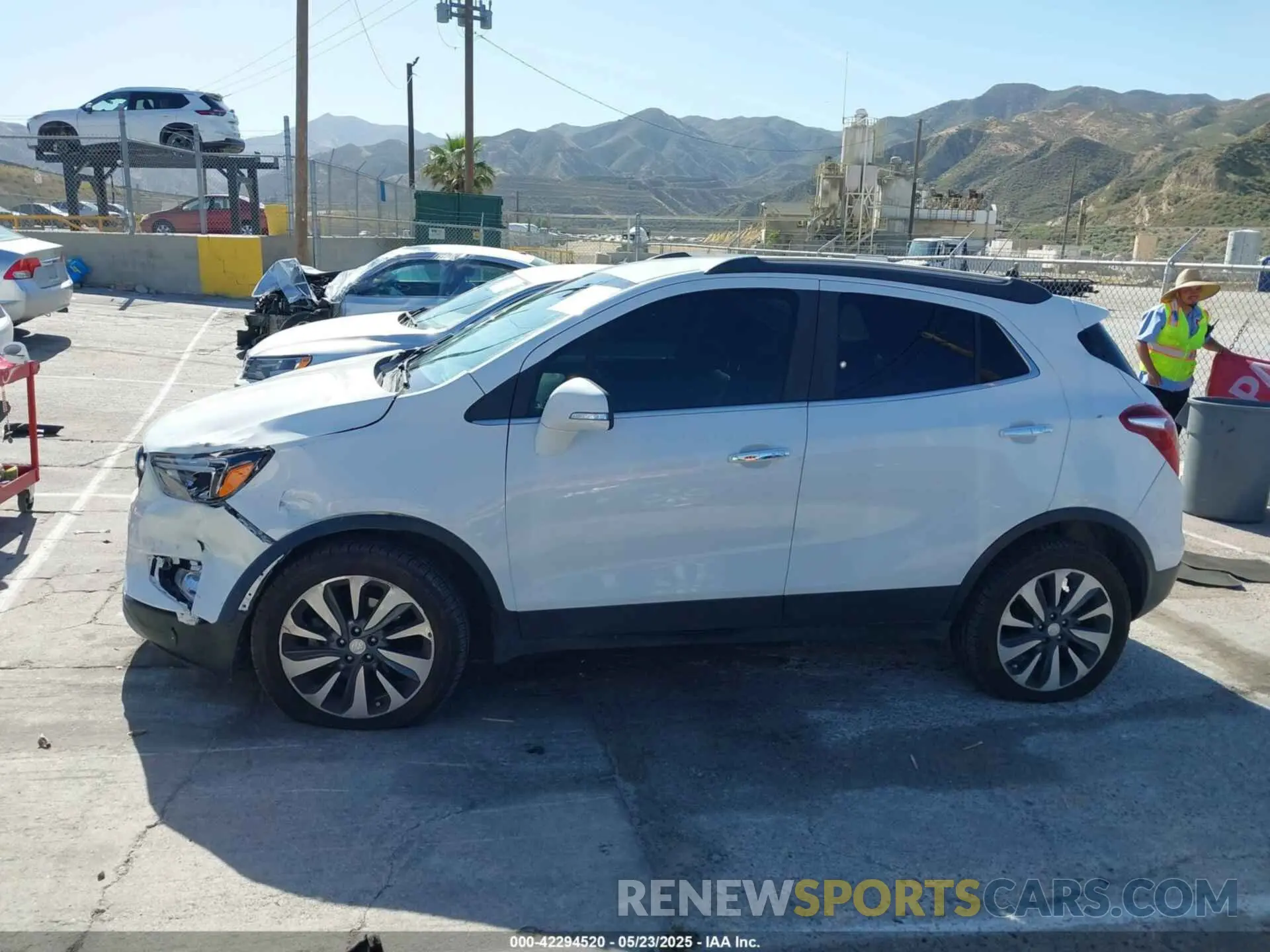 14 fotografías del automóvil dañado KL4CJGSB4LB034785 BUICK ENCORE 2020
