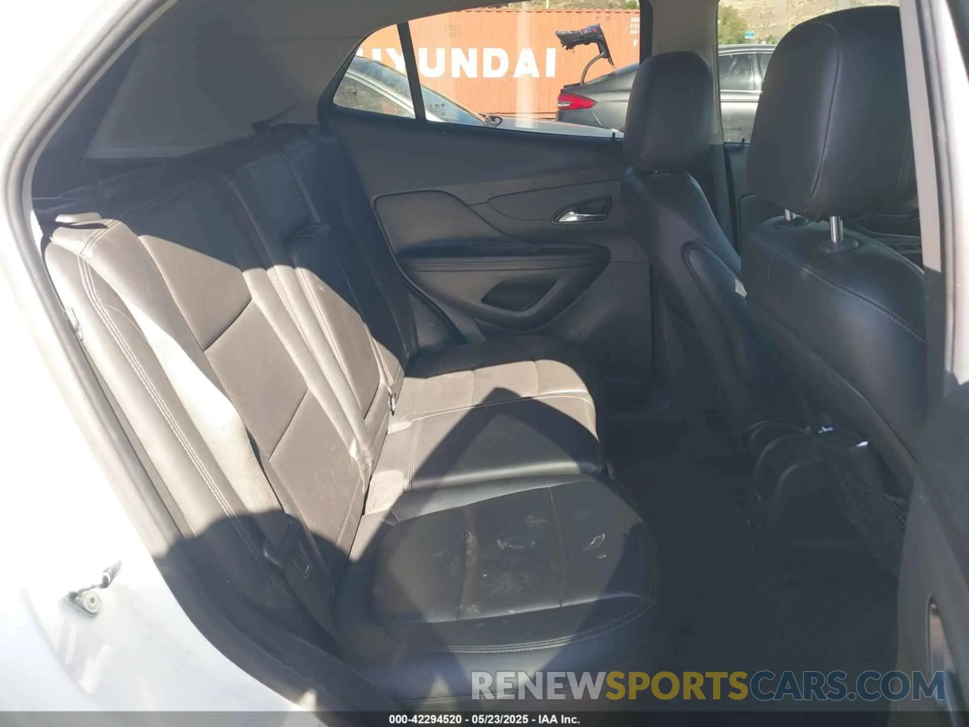 8 fotografías del automóvil dañado KL4CJGSB4LB034785 BUICK ENCORE 2020