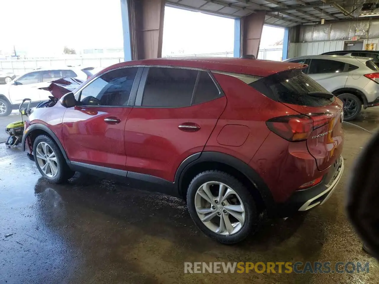 2 fotografías del automóvil dañado KL4MMBS22LB120515 BUICK ENCORE 2020