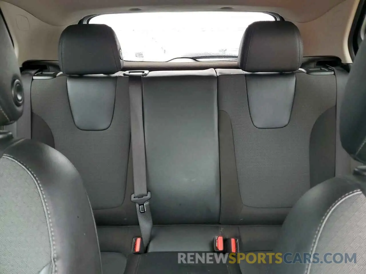 10 fotografías del automóvil dañado KL4MMBS24LB132150 BUICK ENCORE 2020