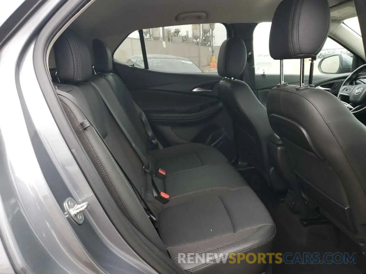 11 fotografías del automóvil dañado KL4MMBS29LB129101 BUICK ENCORE 2020