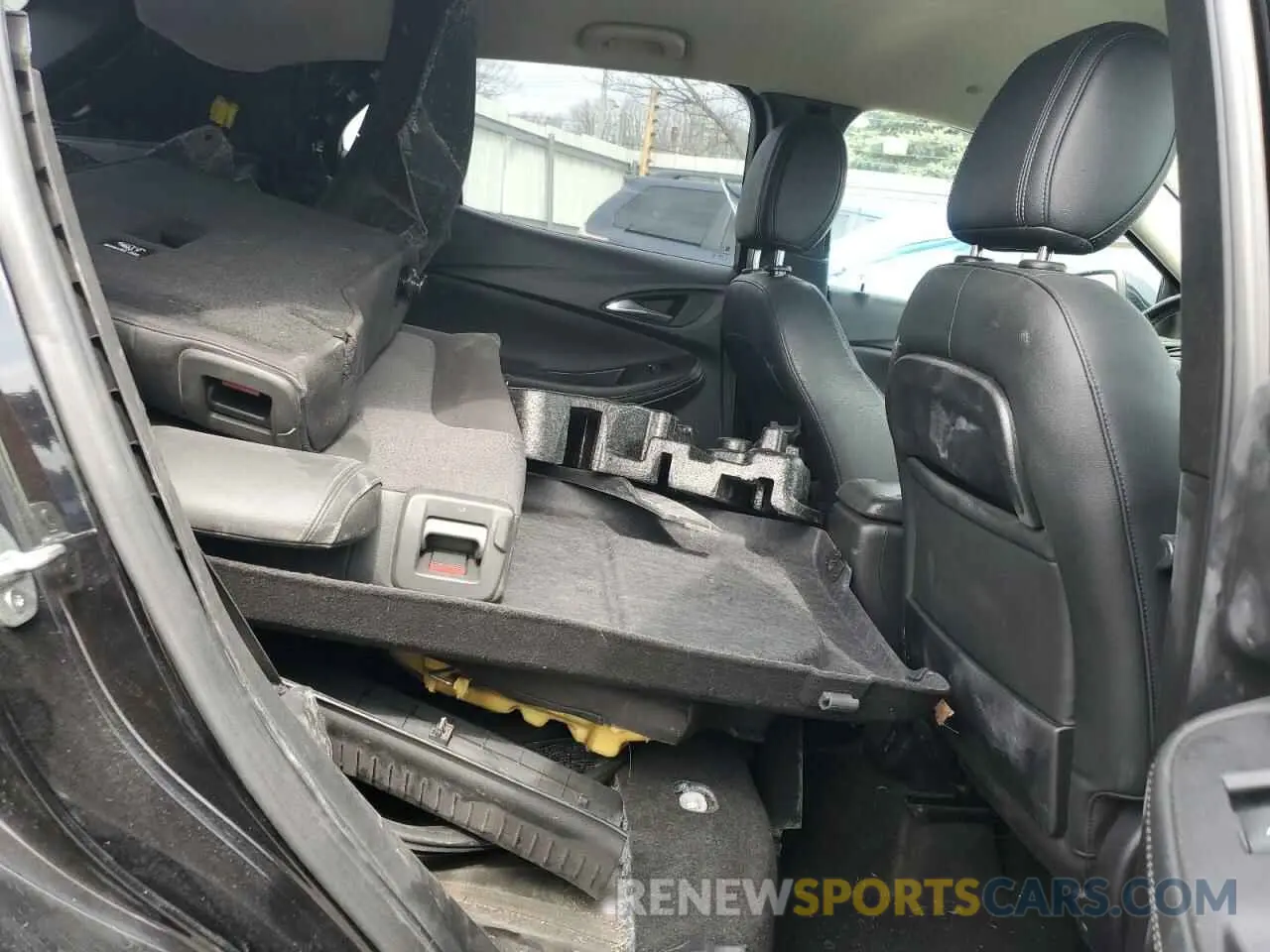 10 fotografías del automóvil dañado KL4MMCSL6LB127482 BUICK ENCORE 2020