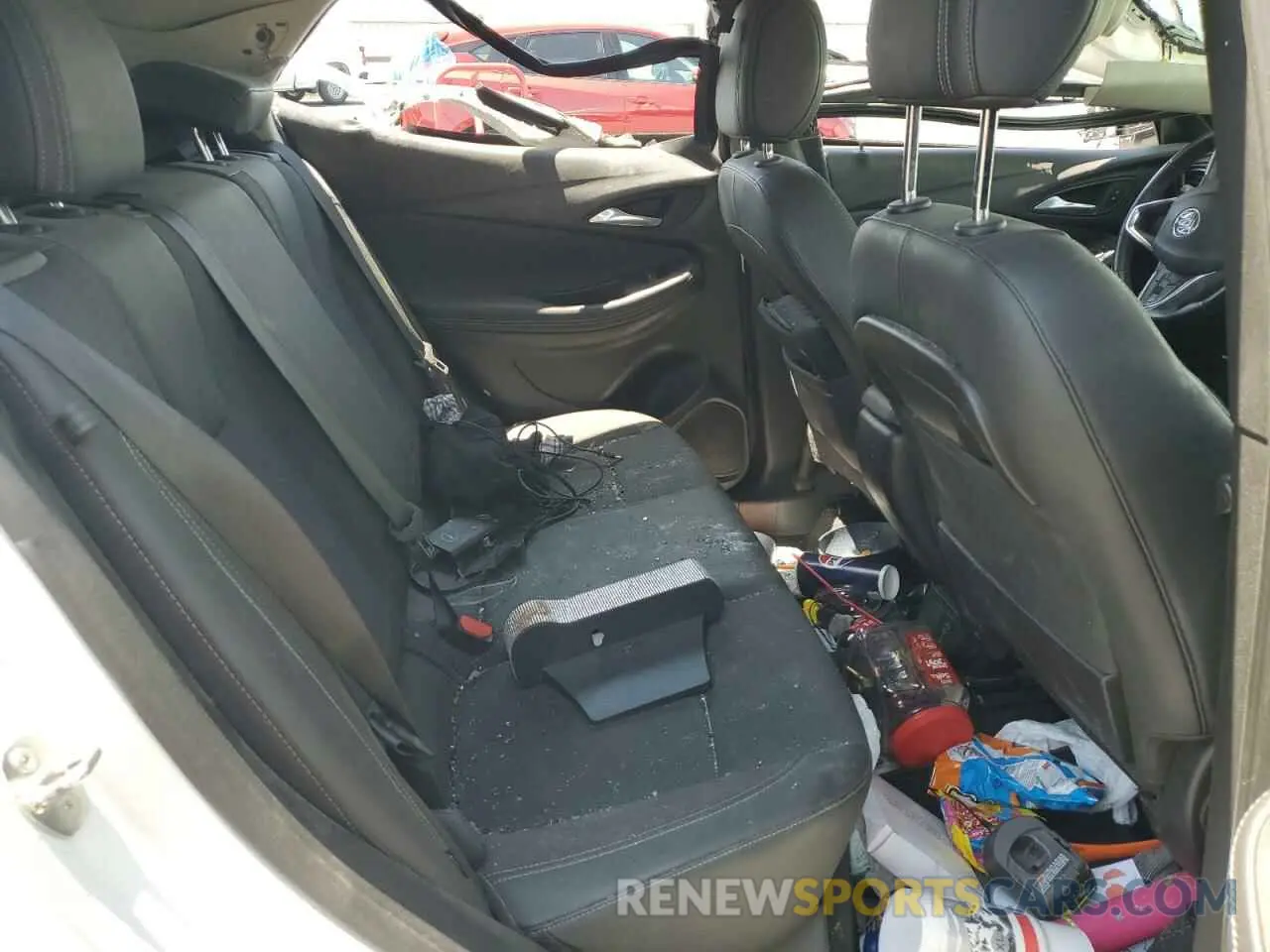 11 fotografías del automóvil dañado KL4MMCSL8LB119349 BUICK ENCORE 2020