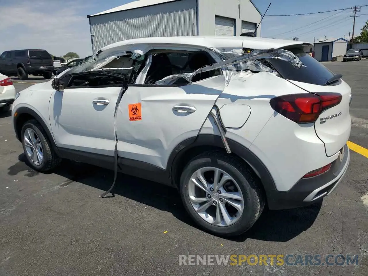 2 fotografías del automóvil dañado KL4MMCSL8LB119349 BUICK ENCORE 2020