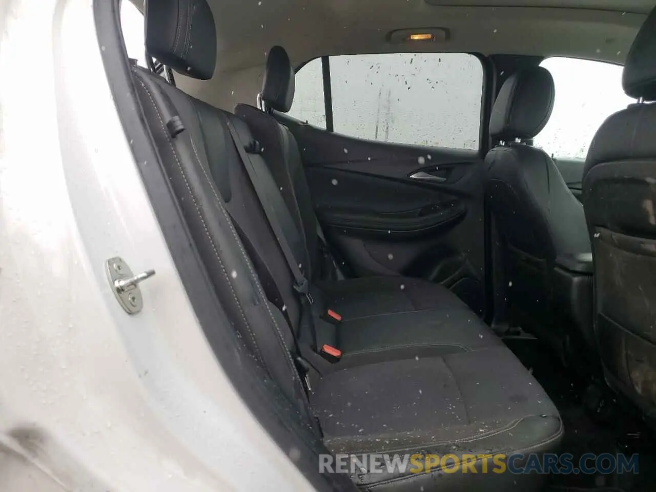 11 fotografías del automóvil dañado KL4MMESL2LB095786 BUICK ENCORE 2020