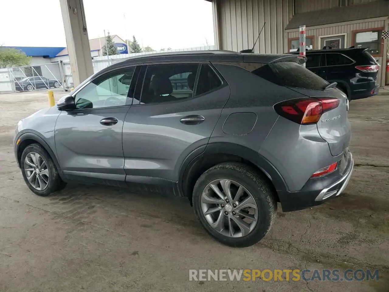 2 fotografías del automóvil dañado KL4MMFS28LB126309 BUICK ENCORE 2020