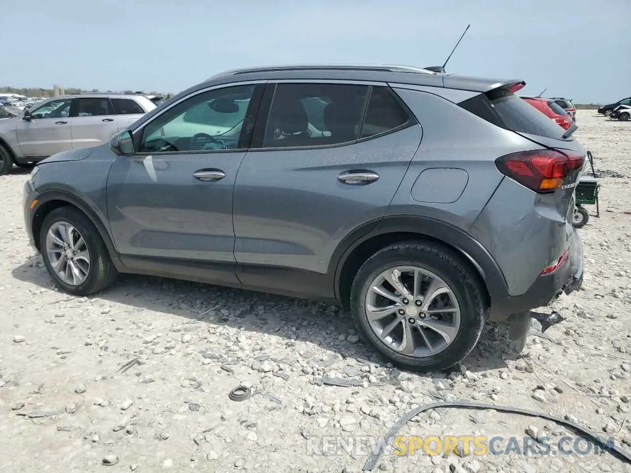 2 fotografías del automóvil dañado KL4MMFSLXLB104580 BUICK ENCORE 2020