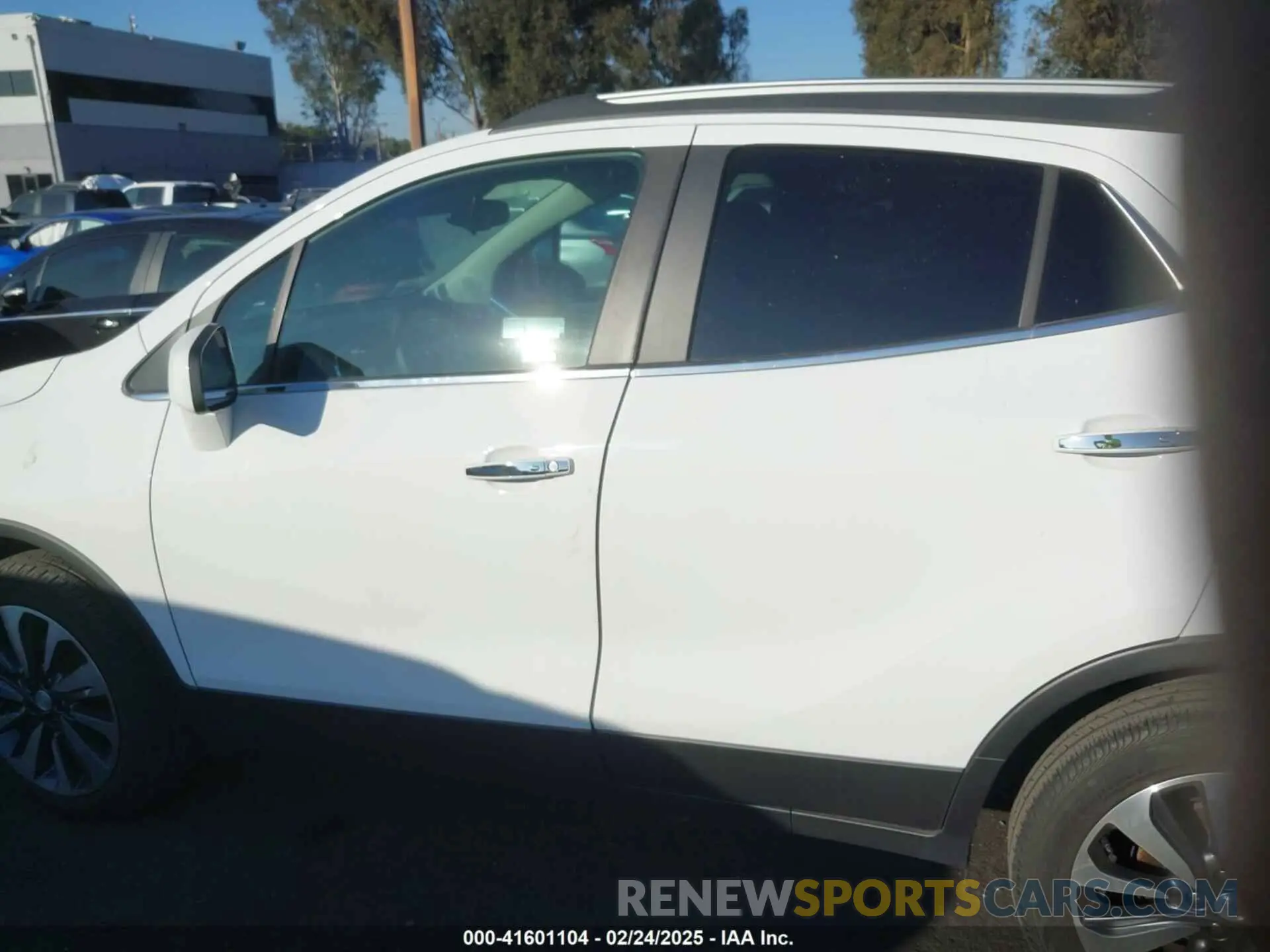 15 fotografías del automóvil dañado KL4CJASB2MB335487 BUICK ENCORE 2021