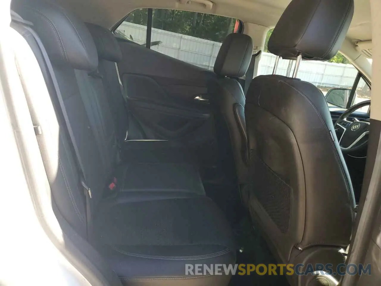 11 fotografías del automóvil dañado KL4CJASB5MB304878 BUICK ENCORE 2021