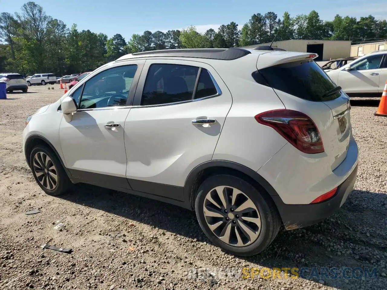 2 fotografías del automóvil dañado KL4CJASB5MB304878 BUICK ENCORE 2021