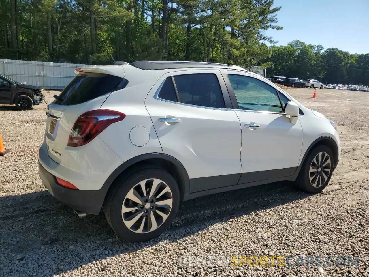 3 fotografías del automóvil dañado KL4CJASB5MB304878 BUICK ENCORE 2021