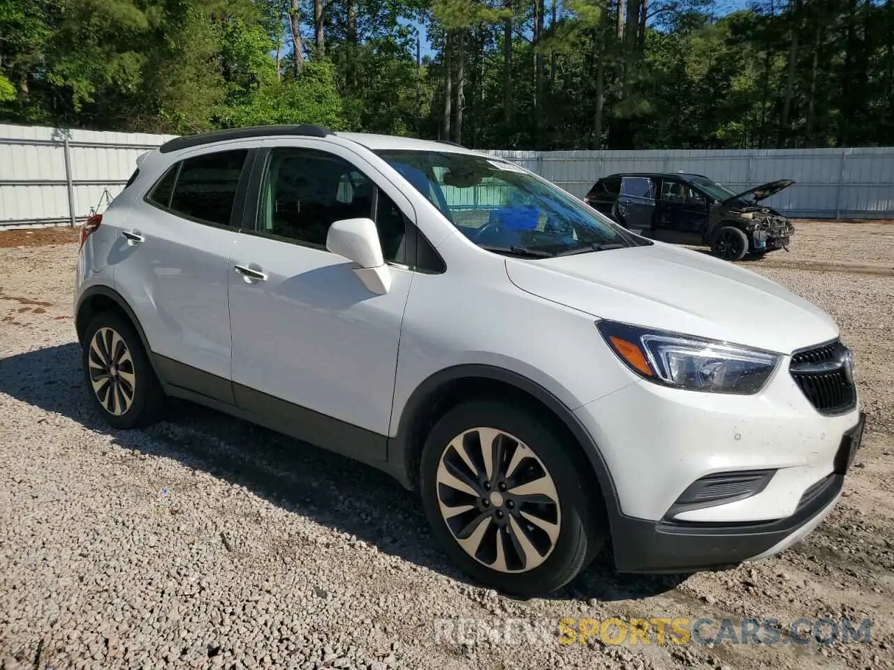 4 fotografías del automóvil dañado KL4CJASB5MB304878 BUICK ENCORE 2021
