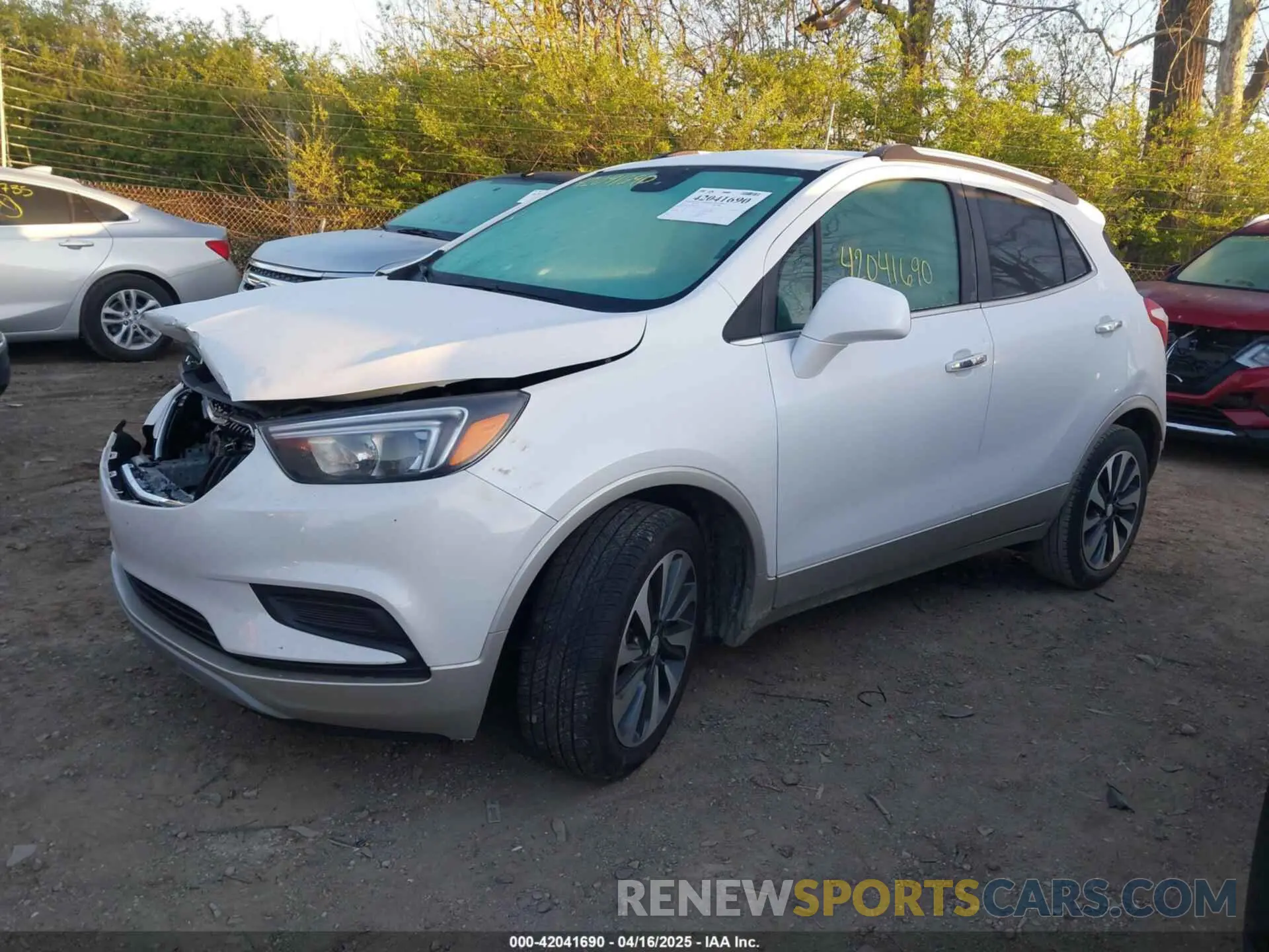 2 fotografías del automóvil dañado KL4CJASB9MB332702 BUICK ENCORE 2021