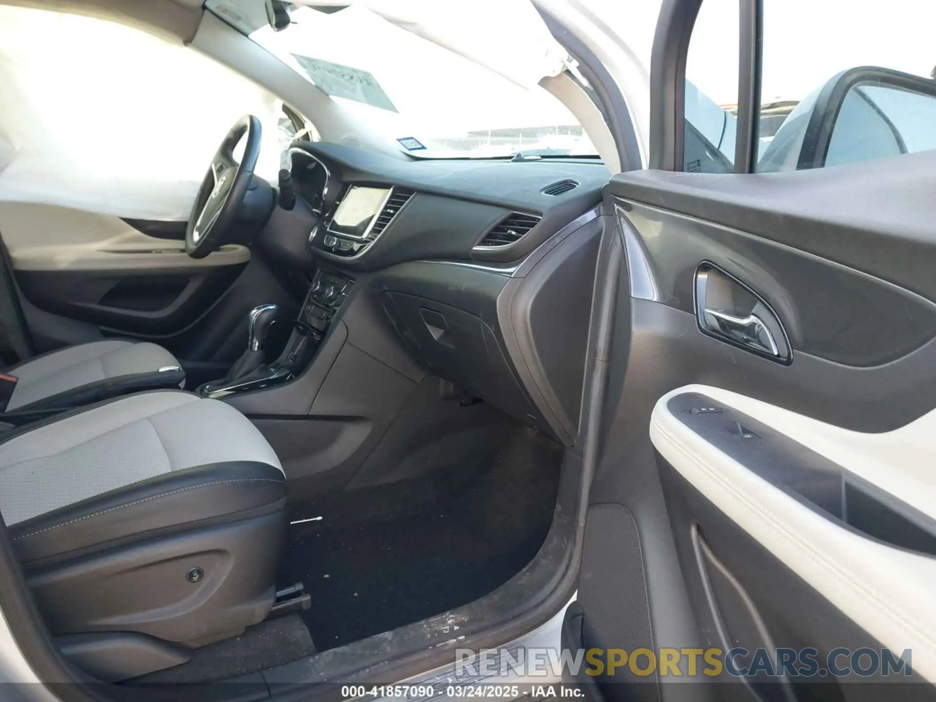 5 fotografías del automóvil dañado KL4CJASBXMB312202 BUICK ENCORE 2021