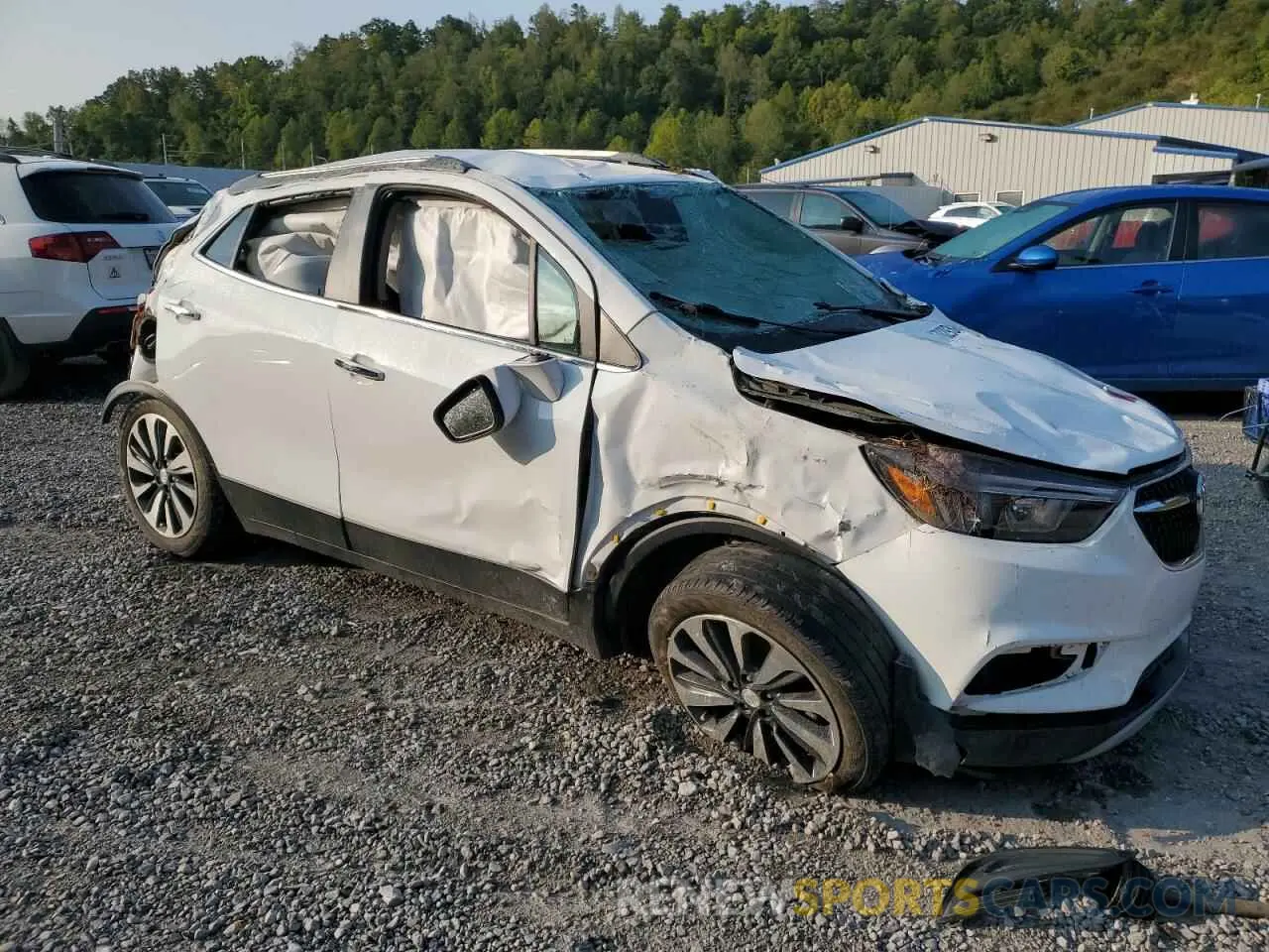4 fotografías del automóvil dañado KL4CJESB2MB350272 BUICK ENCORE 2021