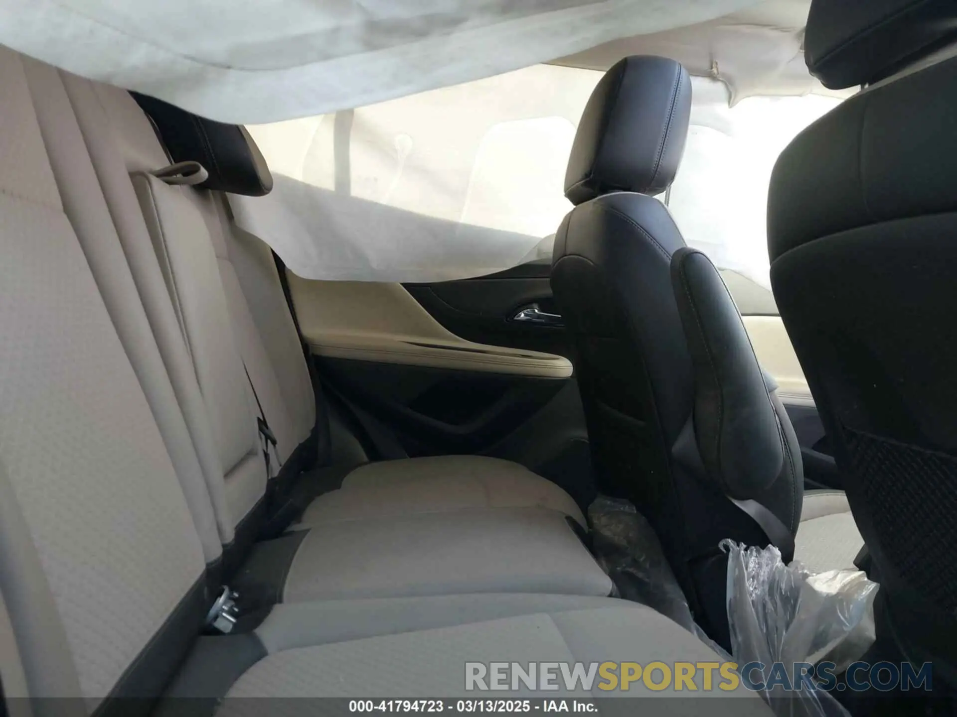 8 fotografías del automóvil dañado KL4CJESB7MB332611 BUICK ENCORE 2021