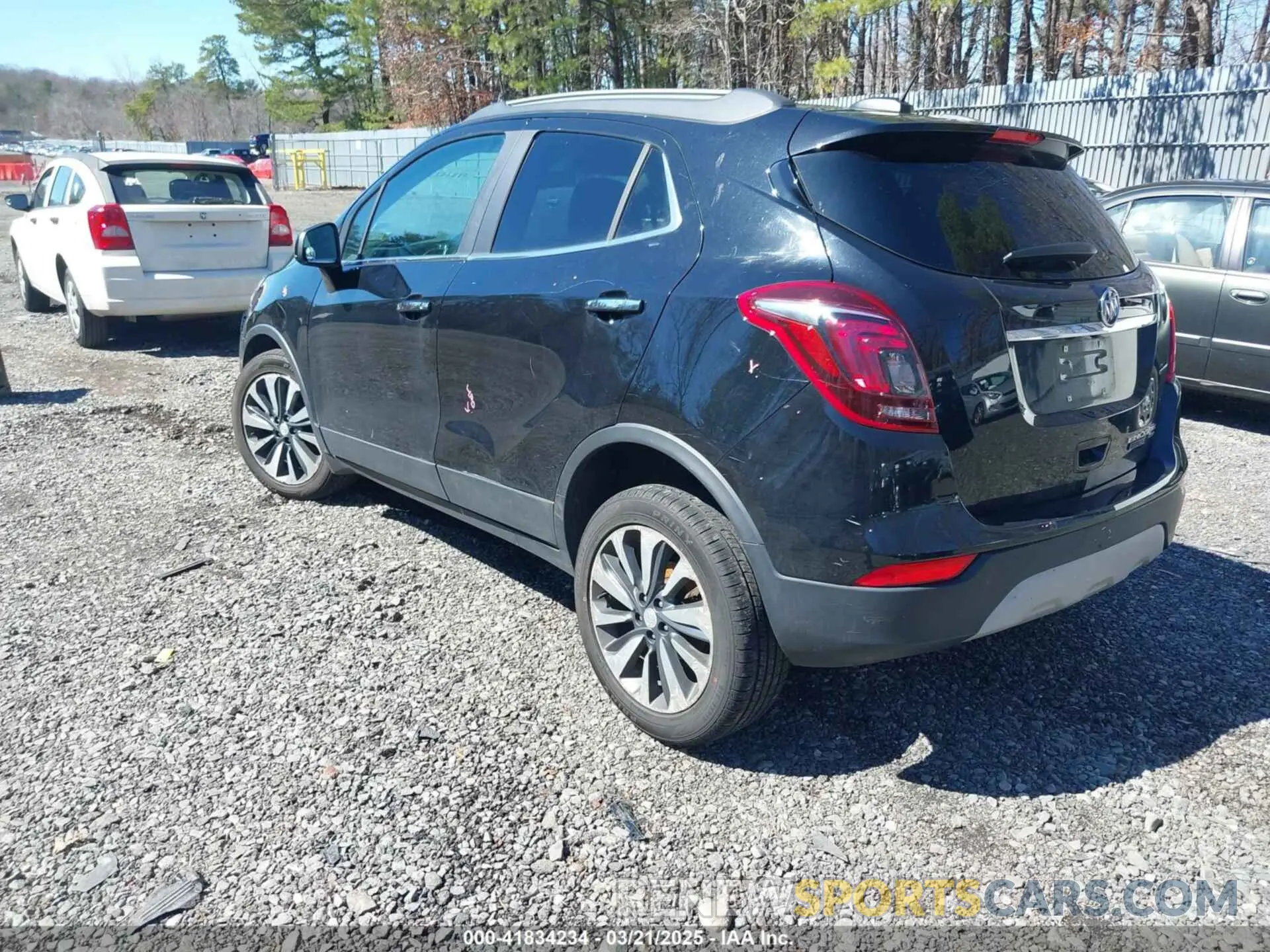 3 fotografías del automóvil dañado KL4CJESB8MB332830 BUICK ENCORE 2021