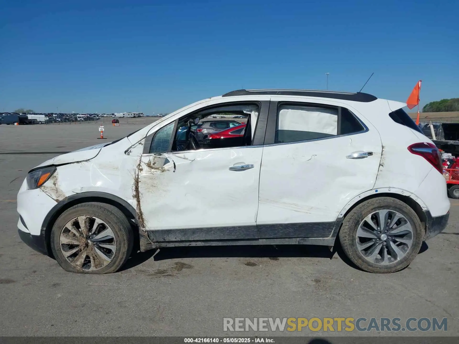13 fotografías del automóvil dañado KL4CJESM2MB372354 BUICK ENCORE 2021