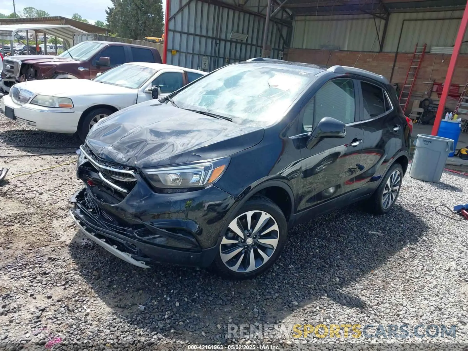 2 fotografías del automóvil dañado KL4CJESM2MB372600 BUICK ENCORE 2021