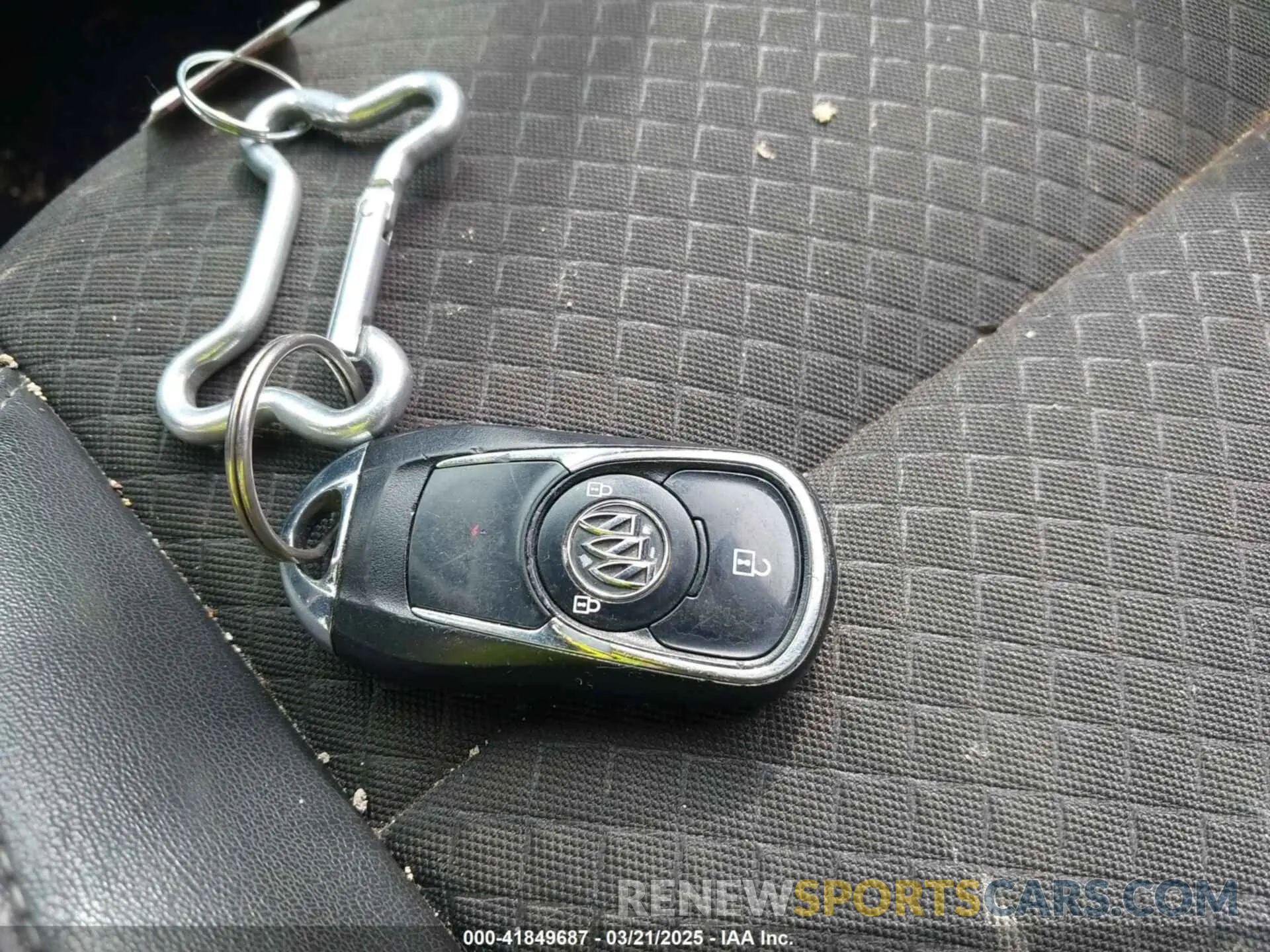 11 fotografías del automóvil dañado KL4CJESM6MB372518 BUICK ENCORE 2021