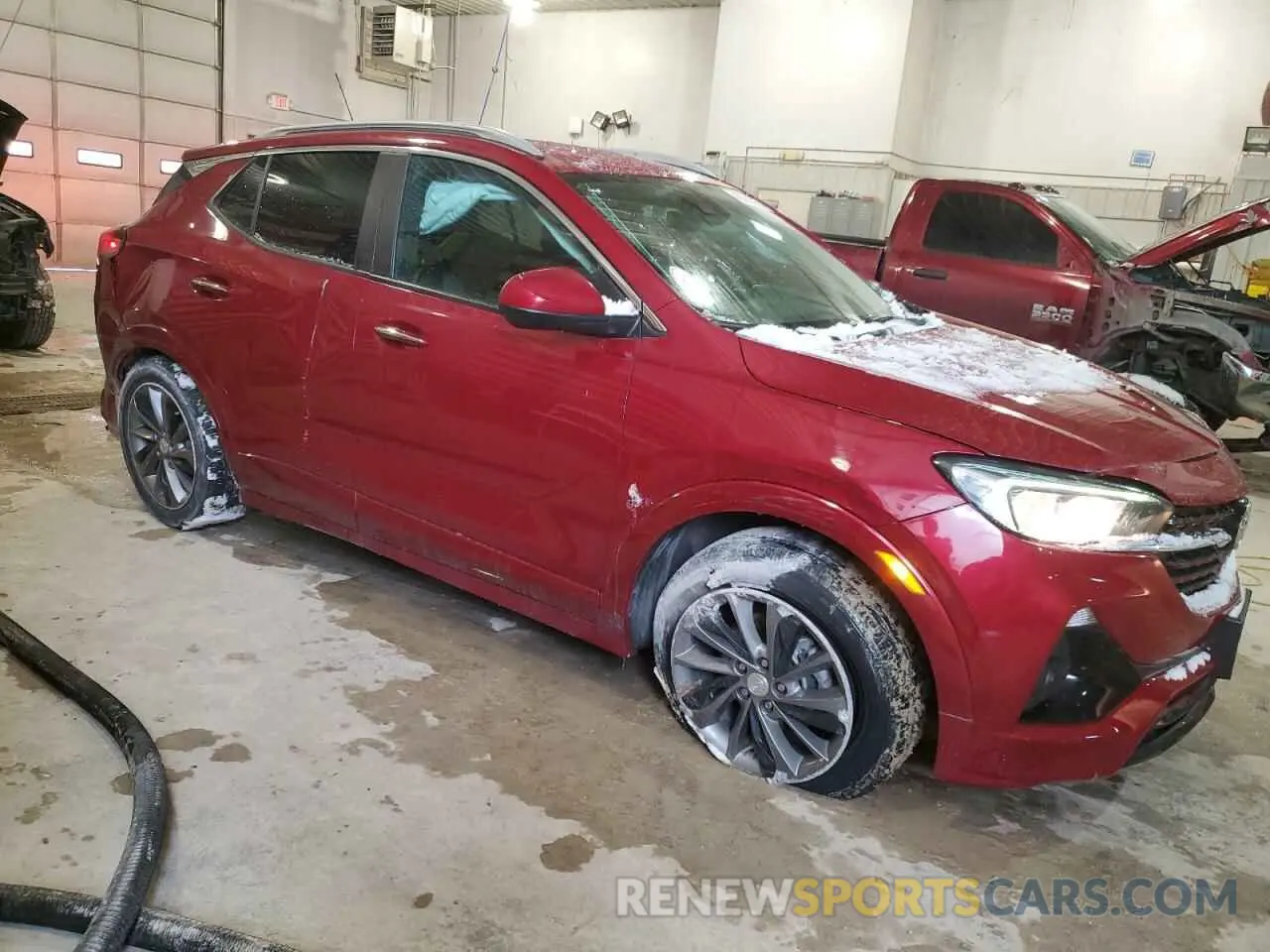 4 fotografías del automóvil dañado KL4MMBS21MB146802 BUICK ENCORE 2021