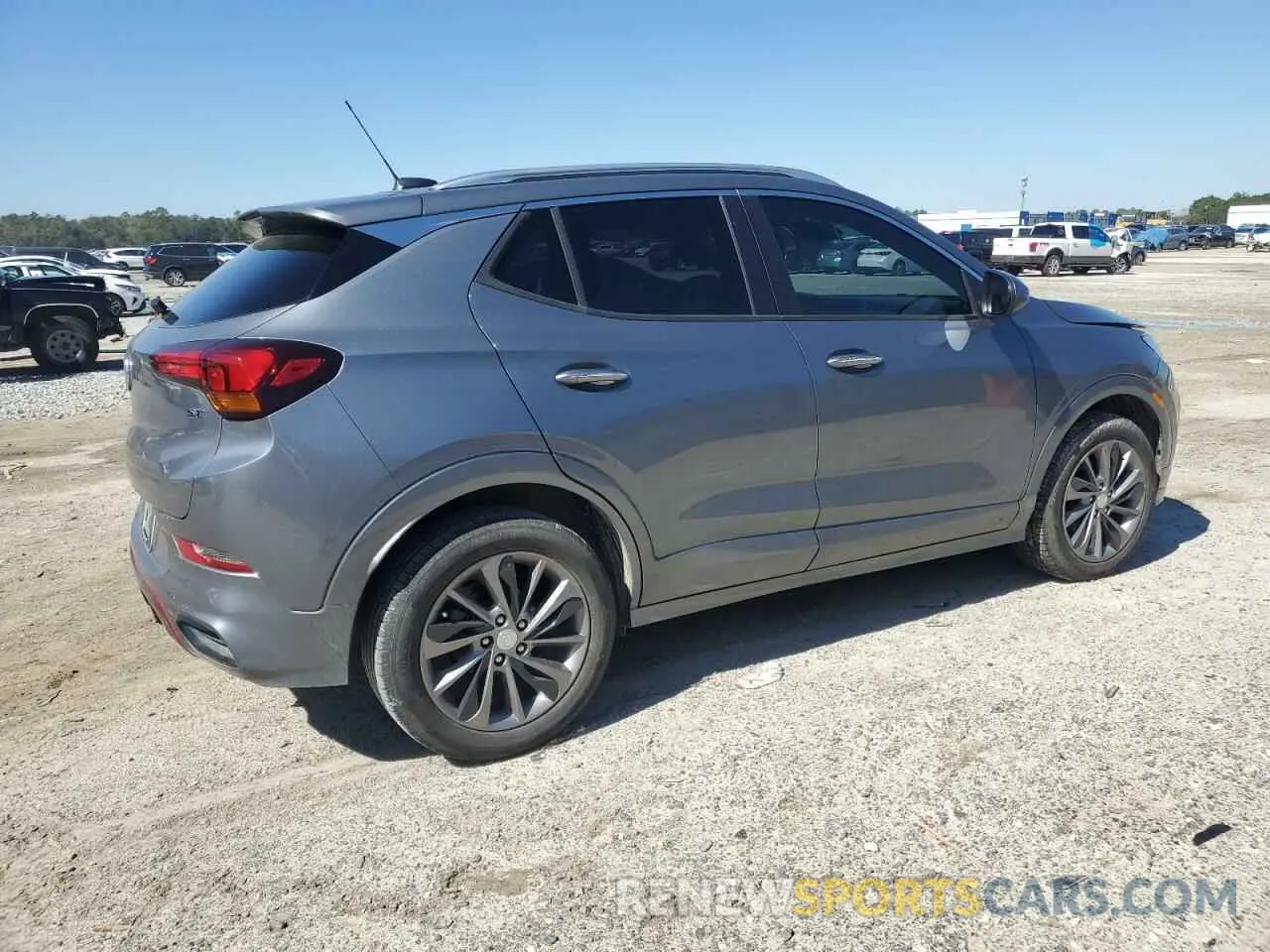 3 fotografías del automóvil dañado KL4MMBS25MB122633 BUICK ENCORE 2021