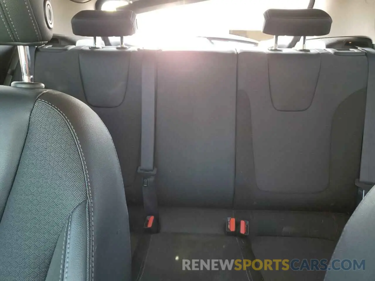 10 fotografías del automóvil dañado KL4MMBS26MB085110 BUICK ENCORE 2021