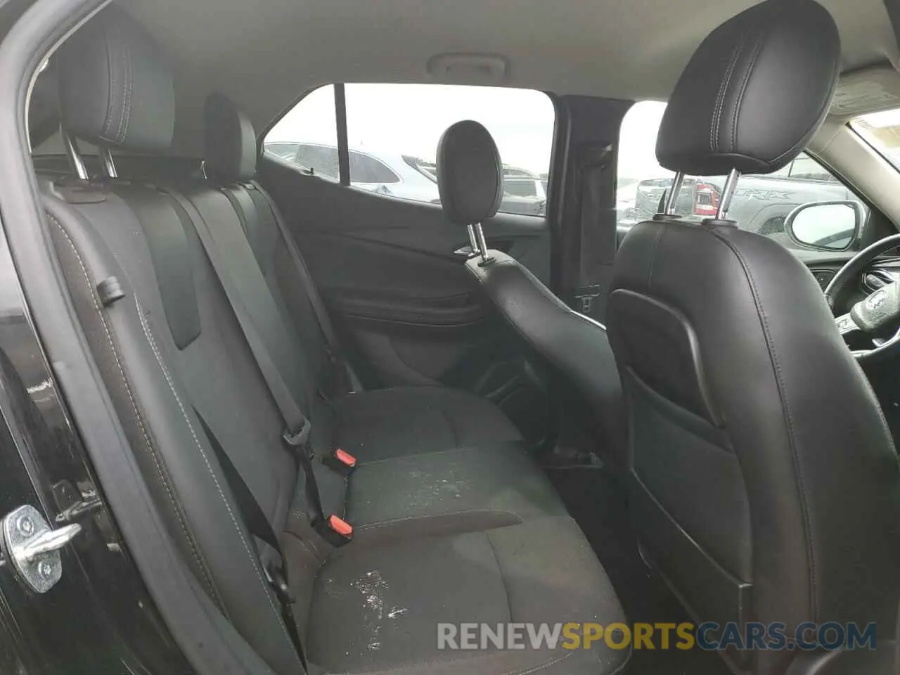 10 fotografías del automóvil dañado KL4MMBS27MB120155 BUICK ENCORE 2021