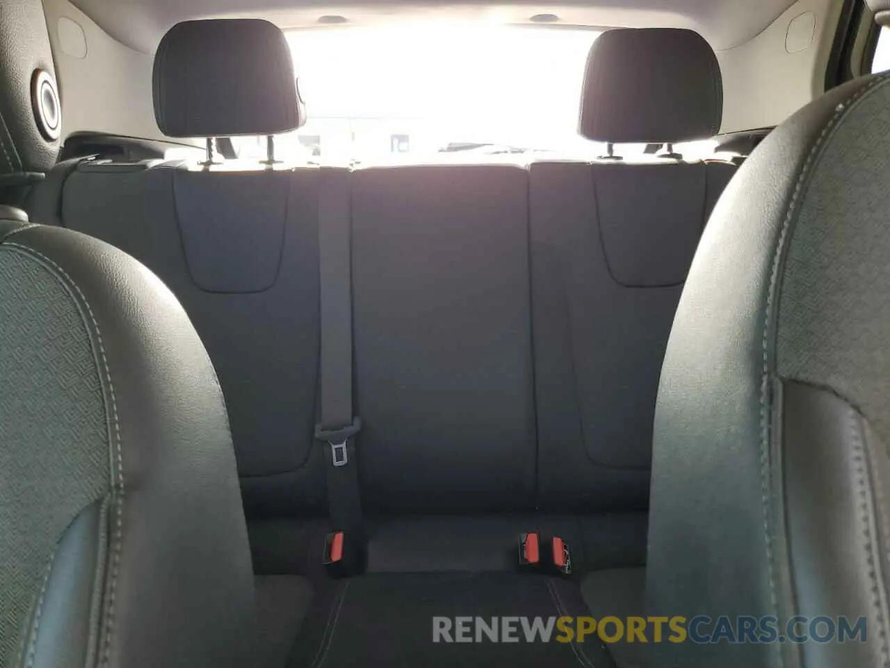 10 fotografías del automóvil dañado KL4MMBS27MB126554 BUICK ENCORE 2021