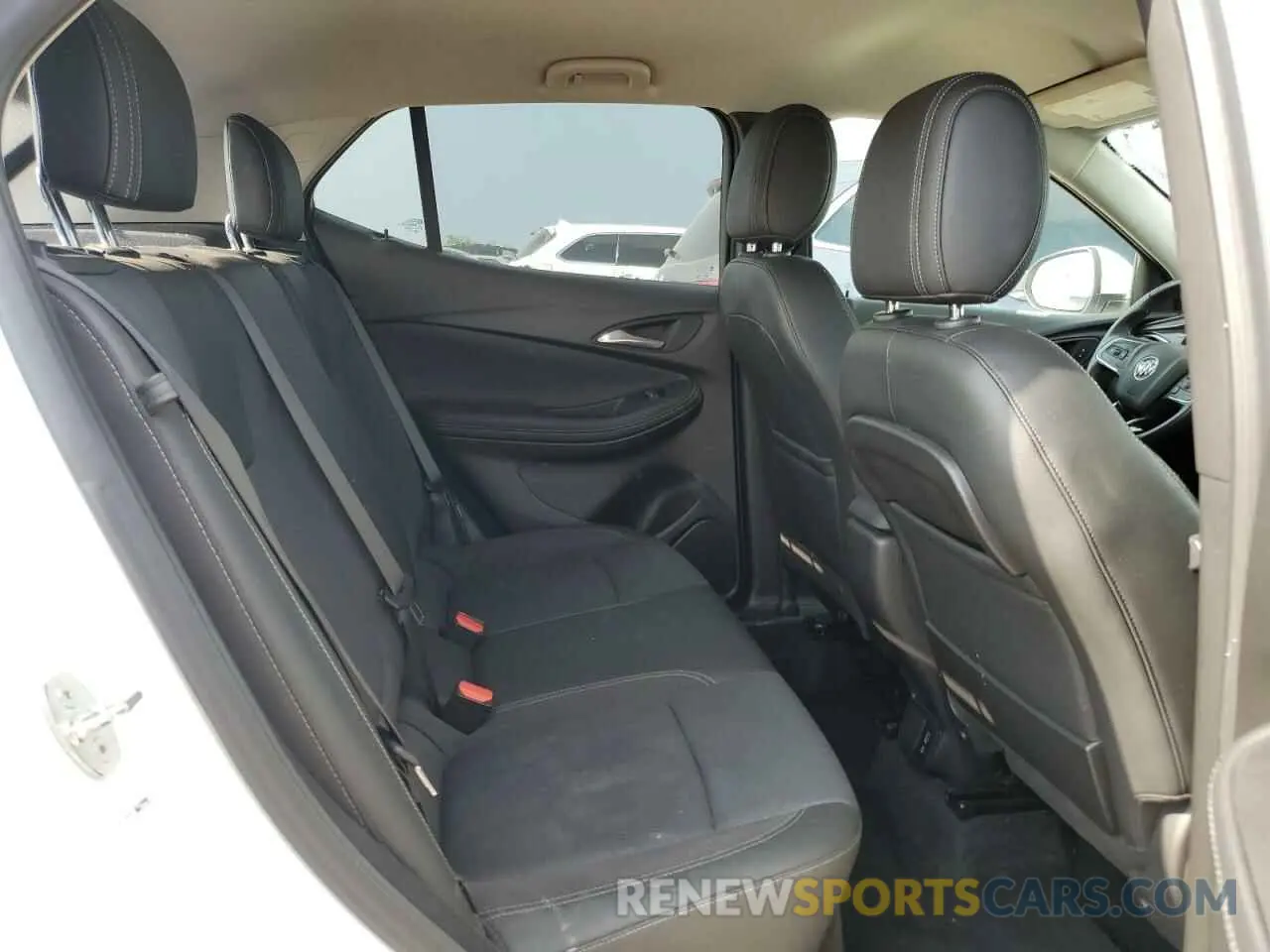 11 fotografías del automóvil dañado KL4MMBS27MB126554 BUICK ENCORE 2021