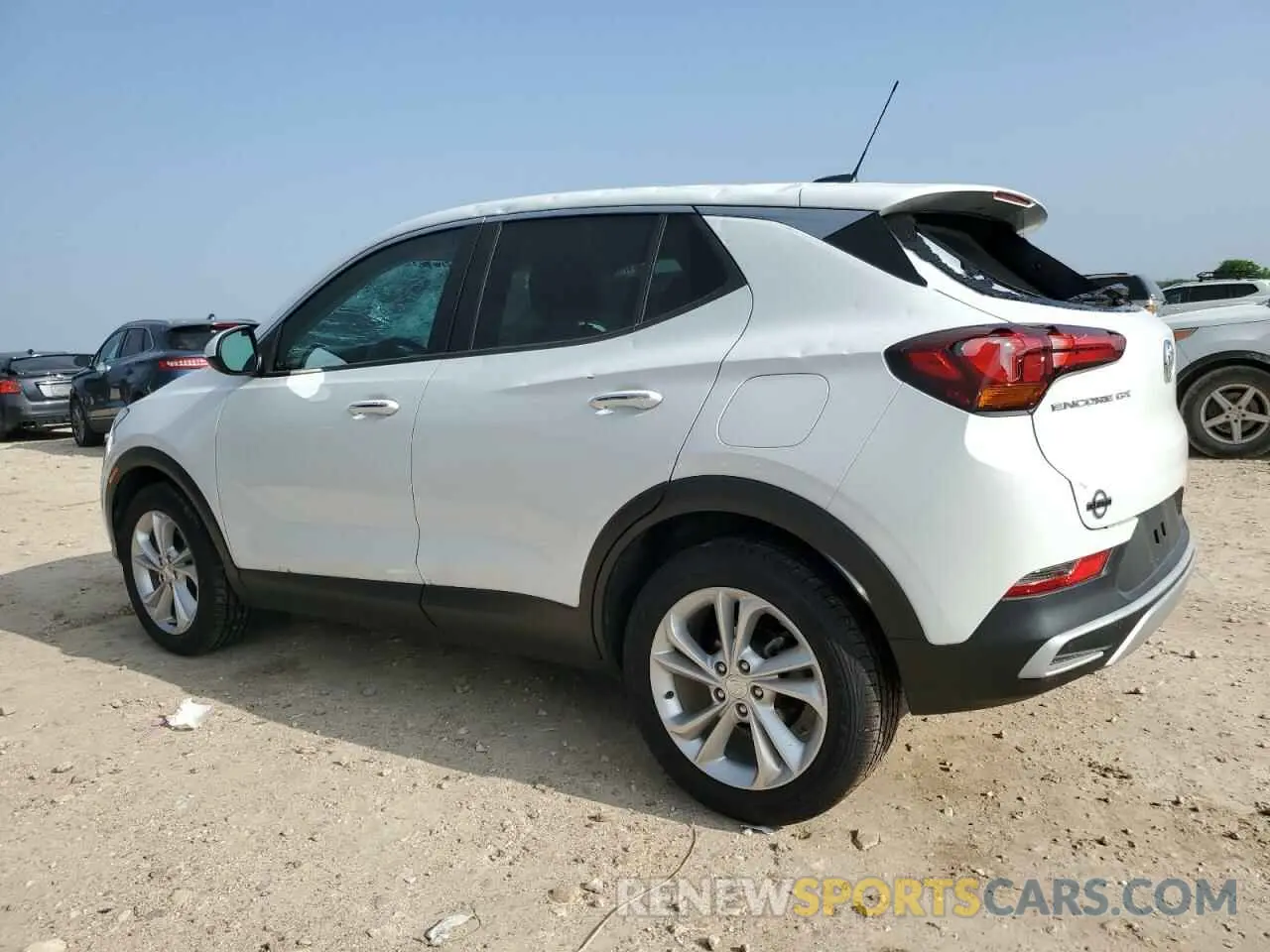 2 fotografías del automóvil dañado KL4MMBS27MB126554 BUICK ENCORE 2021