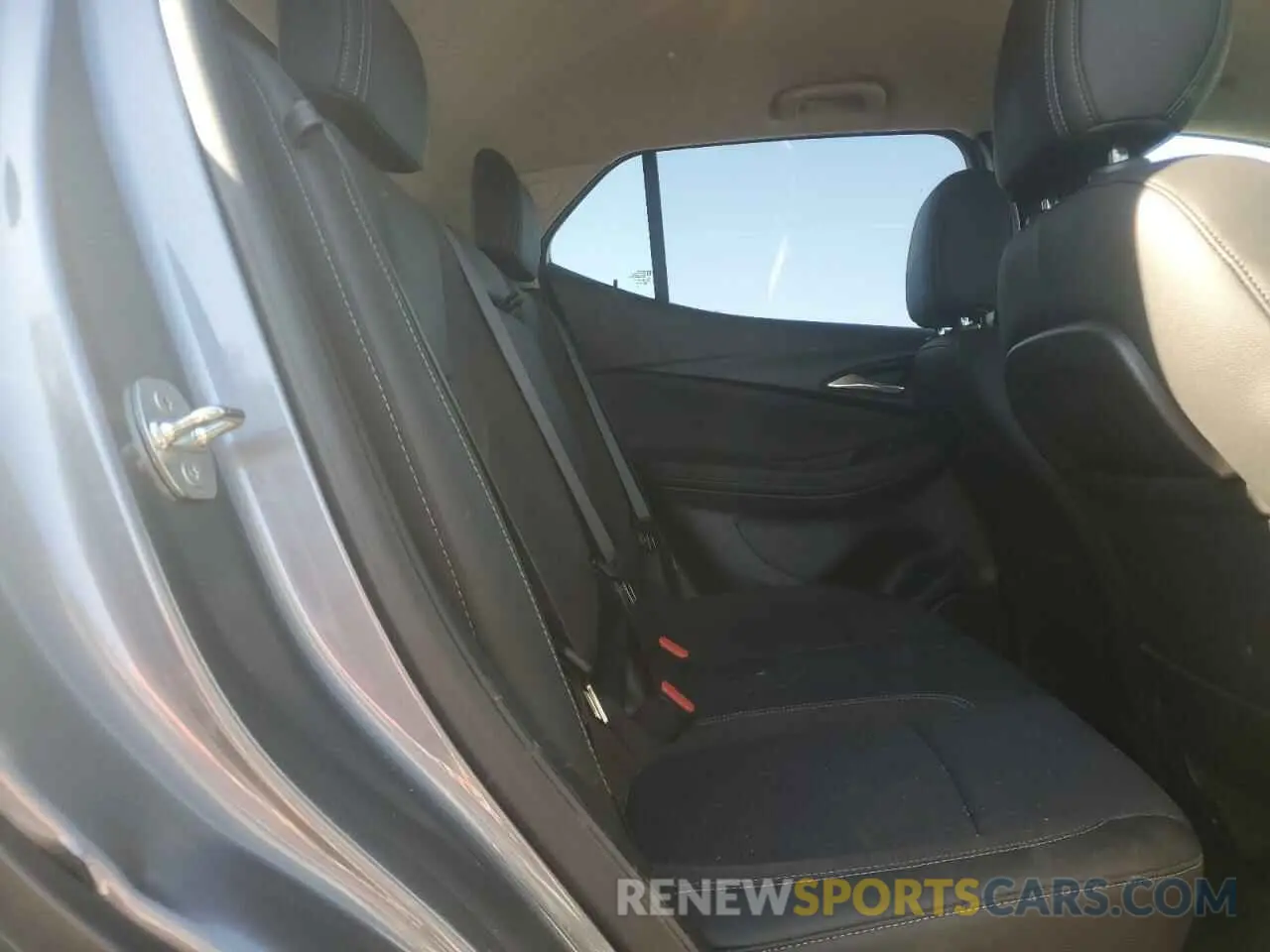 11 fotografías del automóvil dañado KL4MMDS2XMB107878 BUICK ENCORE 2021