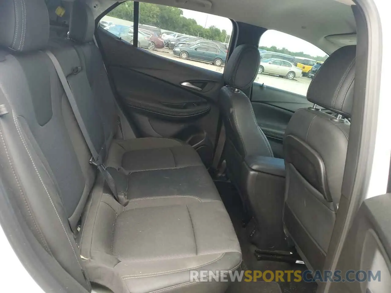 11 fotografías del automóvil dañado KL4MMDS2XMB179616 BUICK ENCORE 2021