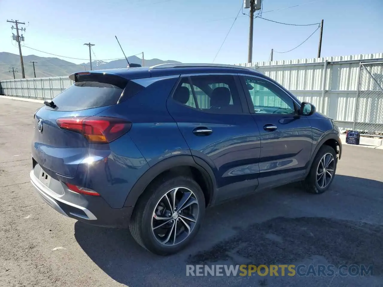 3 fotografías del automóvil dañado KL4MMESL8MB143809 BUICK ENCORE 2021