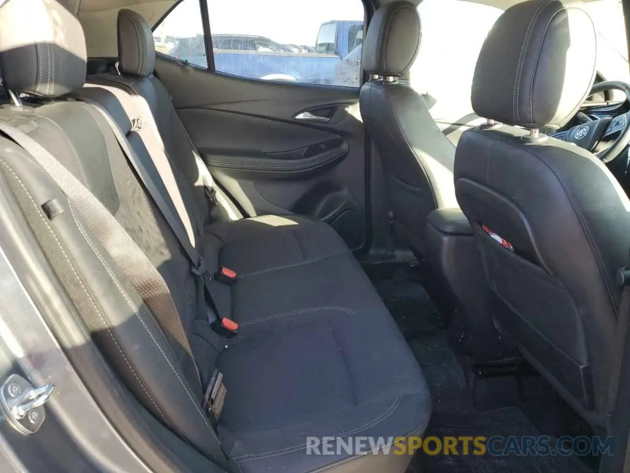 11 fotografías del automóvil dañado KL4MMESL9MB097035 BUICK ENCORE 2021
