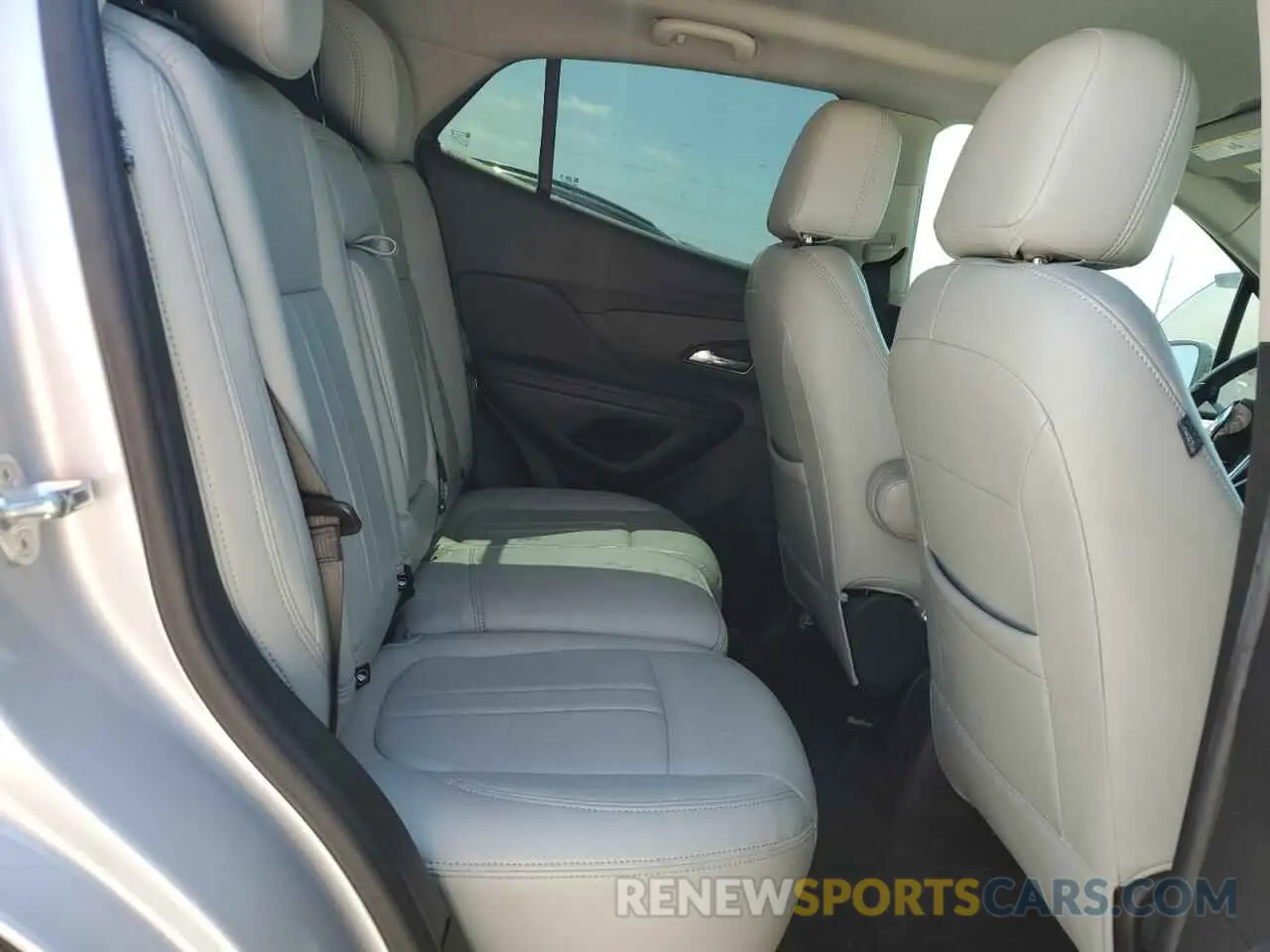 11 fotografías del automóvil dañado KL4CJASM0NB501251 BUICK ENCORE 2022