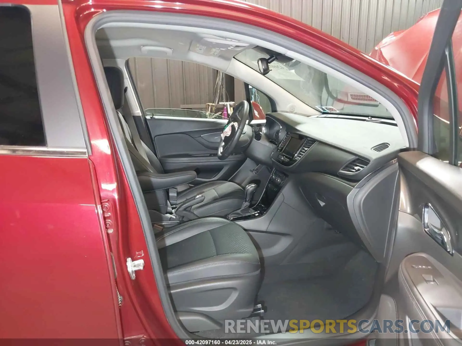 5 fotografías del automóvil dañado KL4CJESM0NB569556 BUICK ENCORE 2022