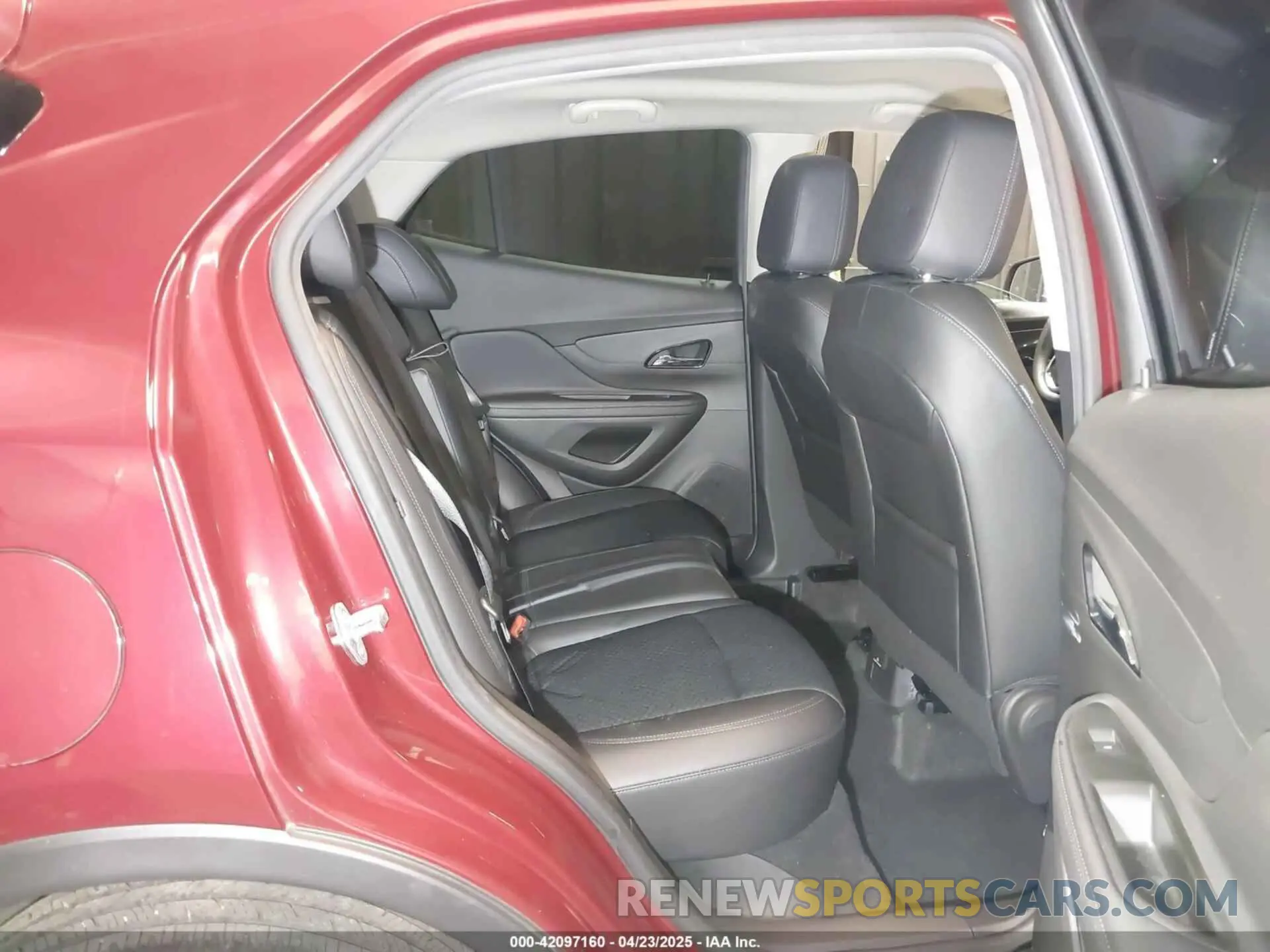 8 fotografías del automóvil dañado KL4CJESM0NB569556 BUICK ENCORE 2022