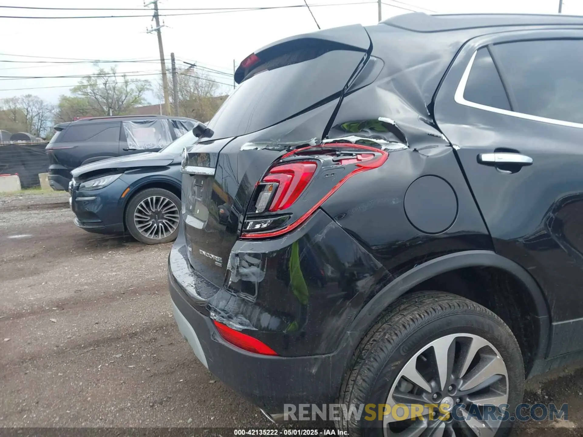 19 fotografías del automóvil dañado KL4CJESM1NB555813 BUICK ENCORE 2022