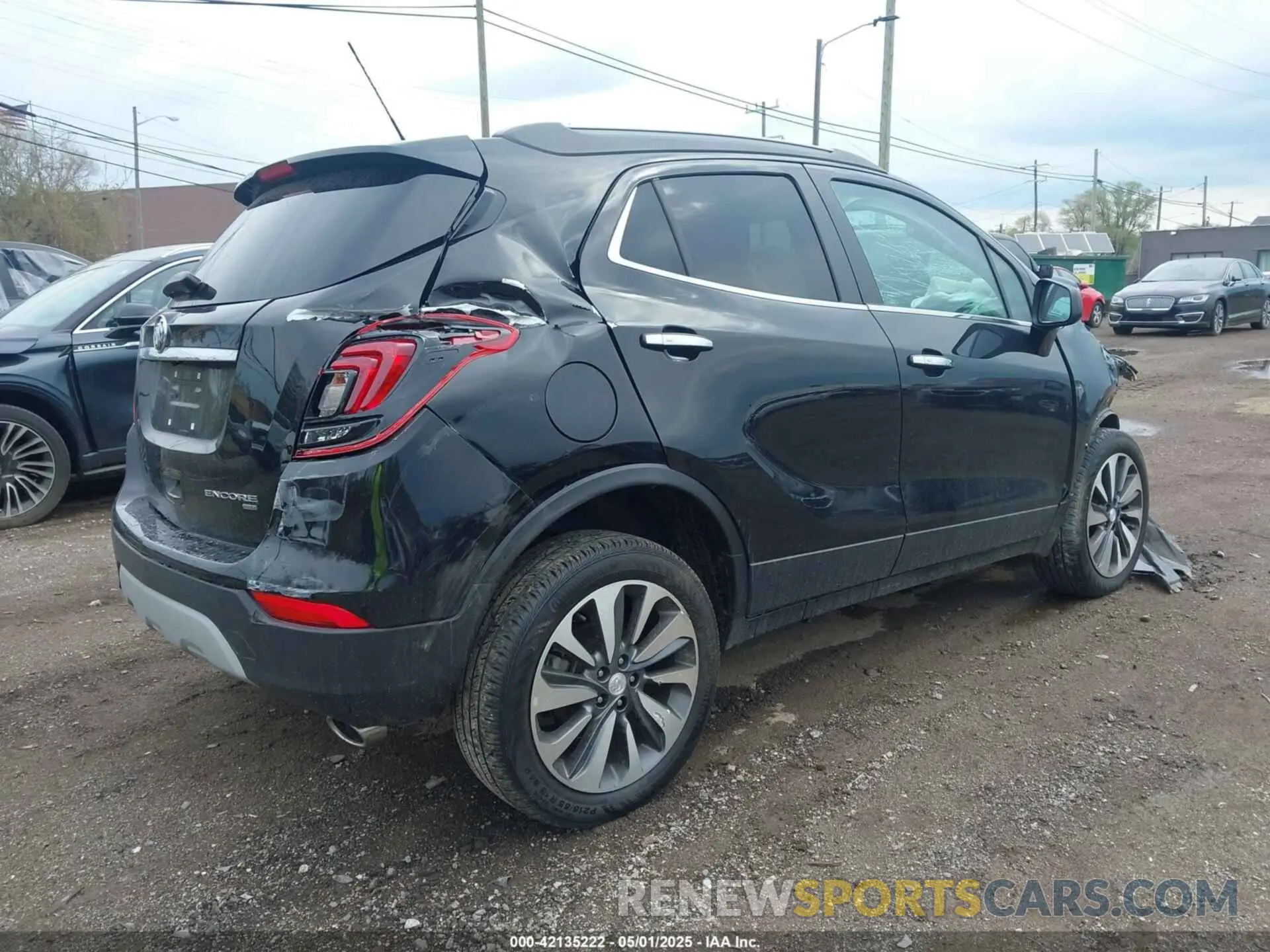 4 fotografías del automóvil dañado KL4CJESM1NB555813 BUICK ENCORE 2022