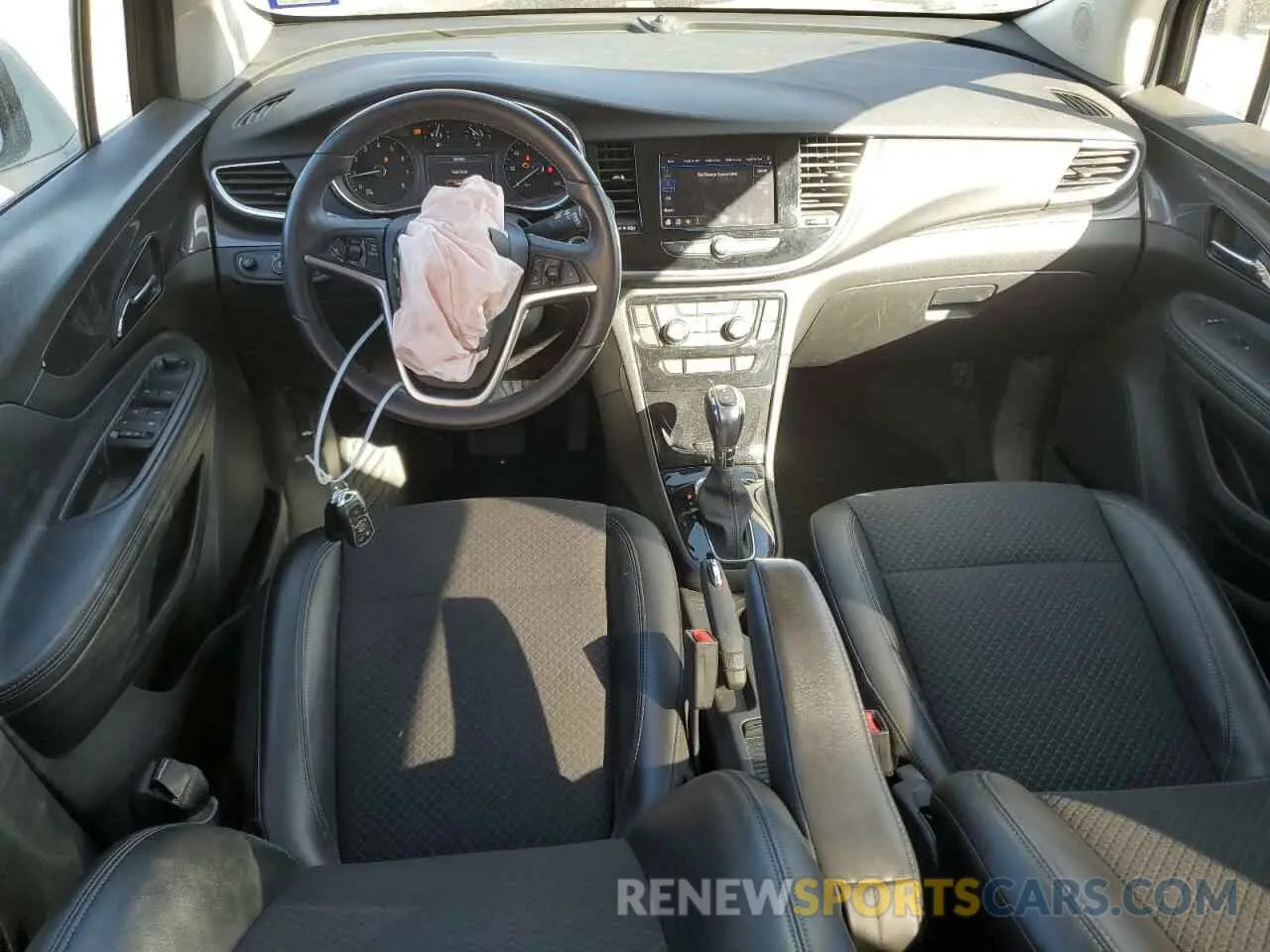 8 fotografías del automóvil dañado KL4CJESM1NB560025 BUICK ENCORE 2022