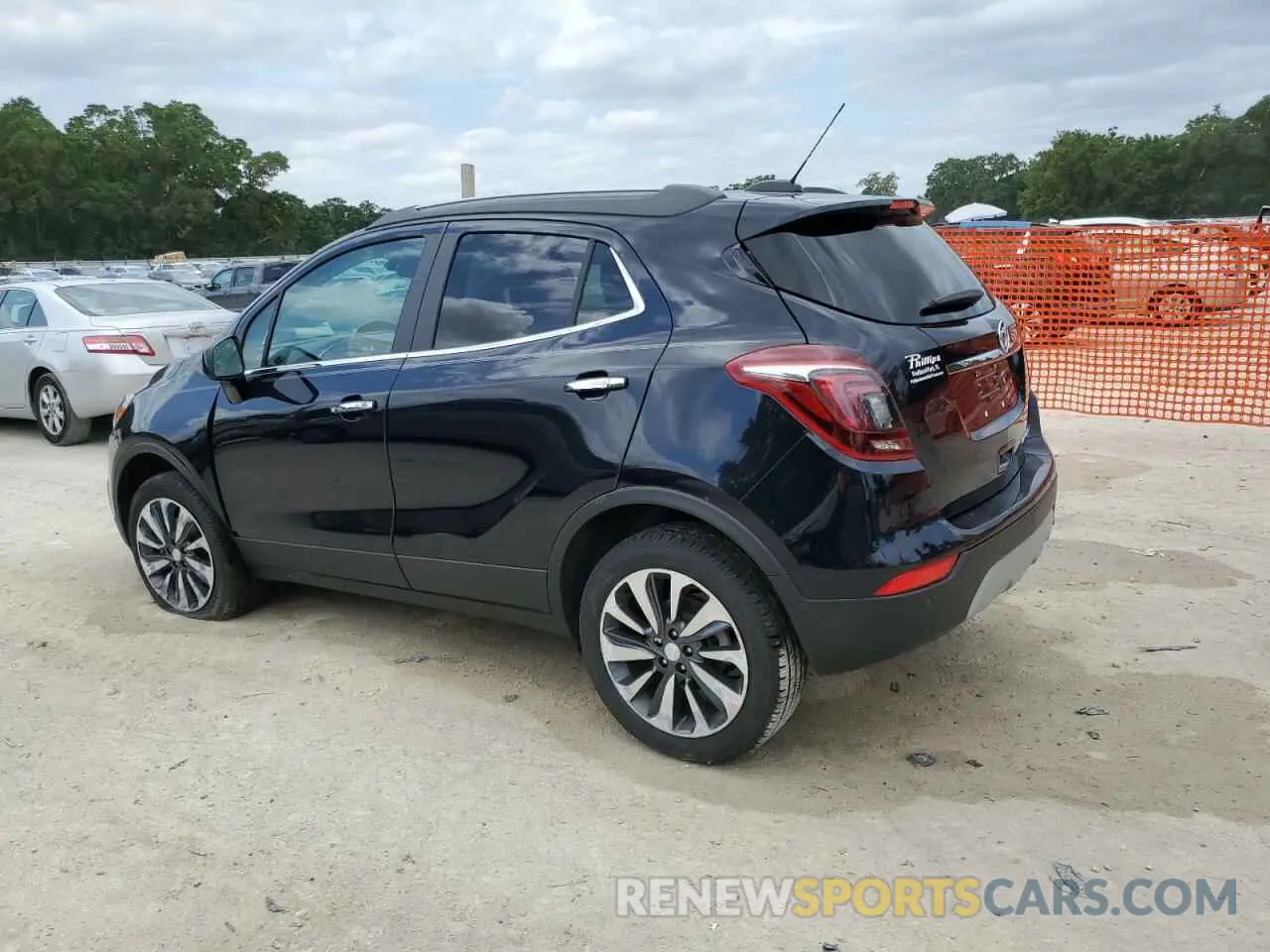 2 fotografías del automóvil dañado KL4CJESM2NB558686 BUICK ENCORE 2022